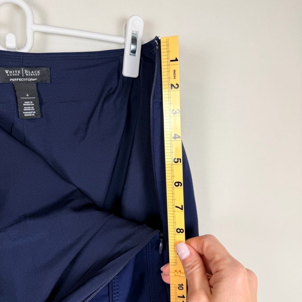 White House Black Market Perfect Form Navy Pencil Skirt Size 6 Stretch Fit Slit - Picture 9 of 11